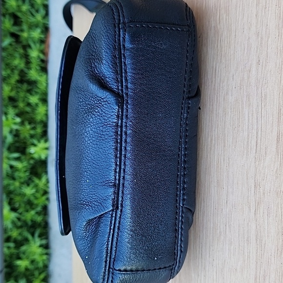 Authentic Michael Kors mini black crossbody - Picture 7 of 12